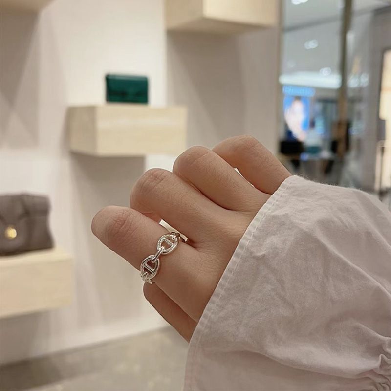 セール【HERMES】Anello Chaine d’Ancre Enchainee Chaine d'ancre Enchainee ring, small model | Hermès USA