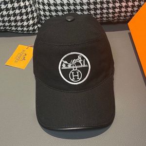 Hermes Classic Logo Embroidered Baseball Cap Canvas In Black